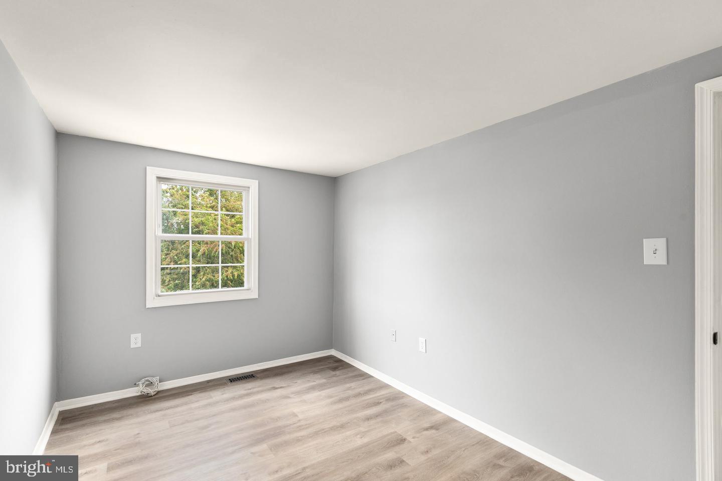 CLOVERBERRY - Residential Lease