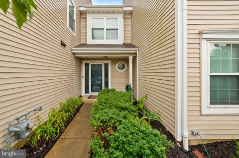 Townhouse For Rent - 56 Saw Mill Drive<br/> MOUNT LAUREL, NJ 08054
