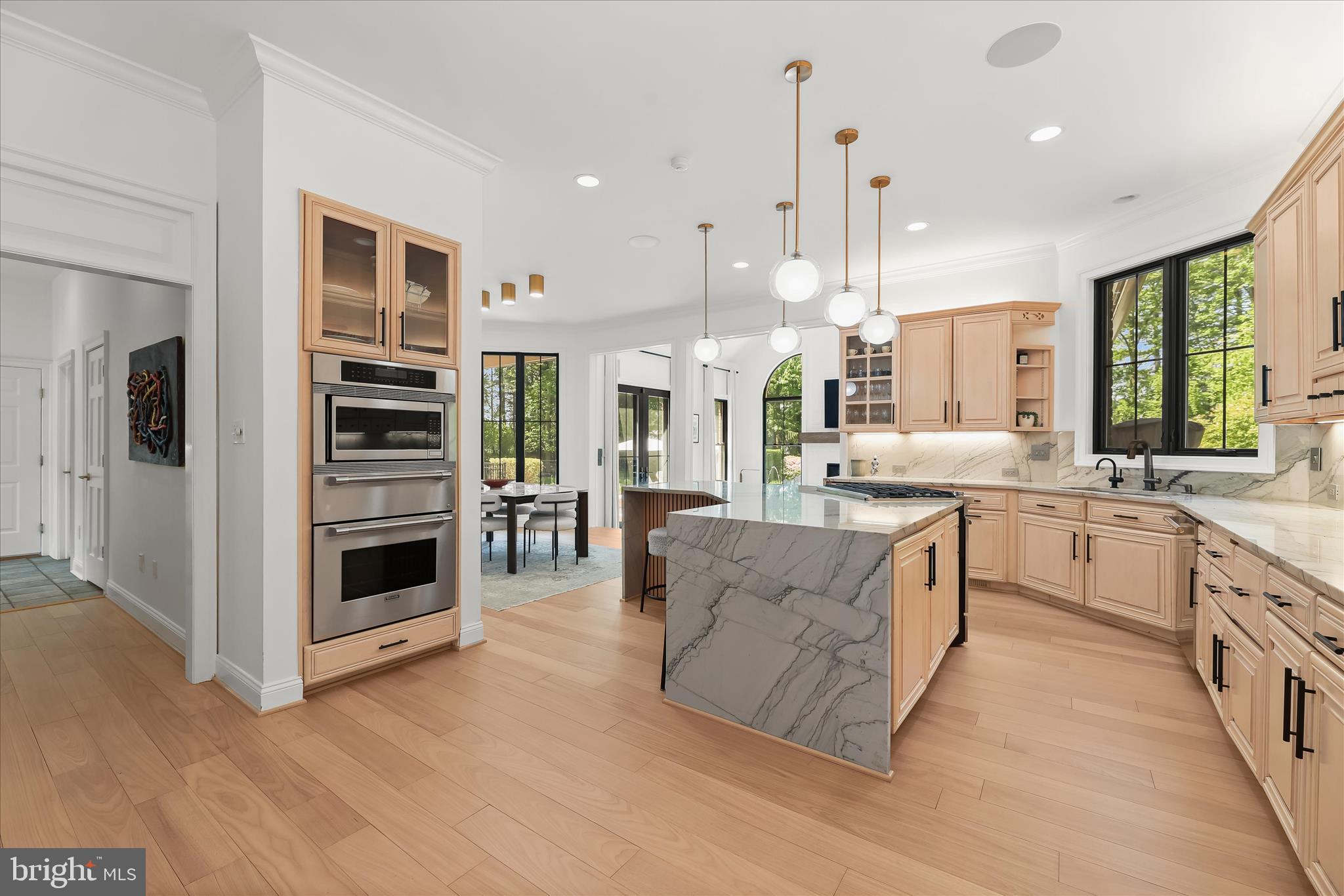 HEDGEROW - Residential