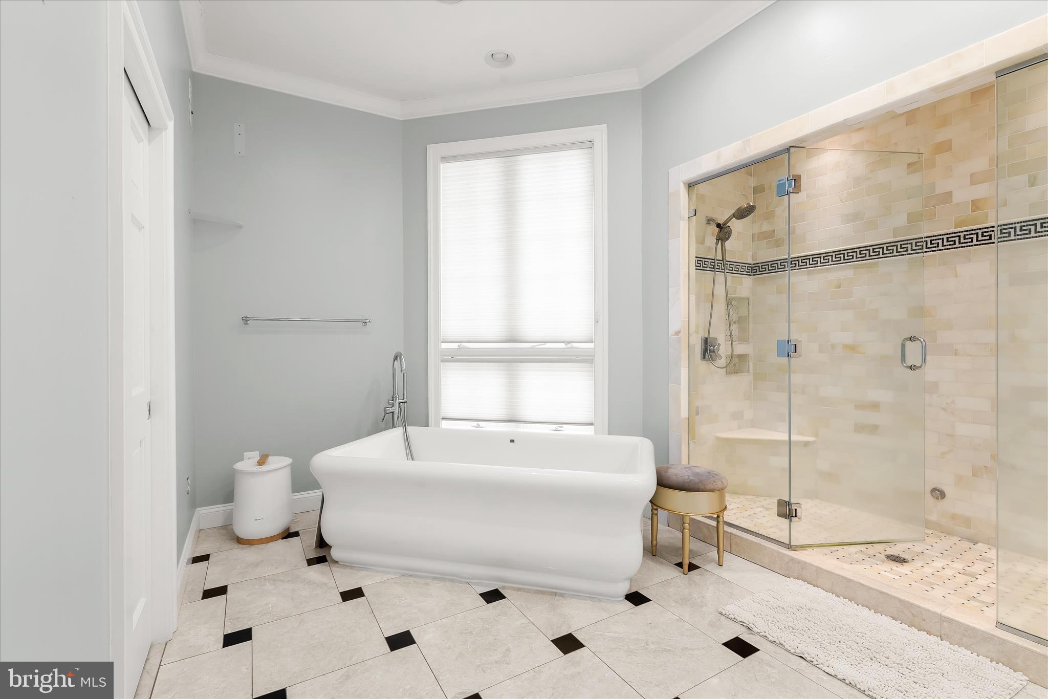 HEDGEROW - Residential