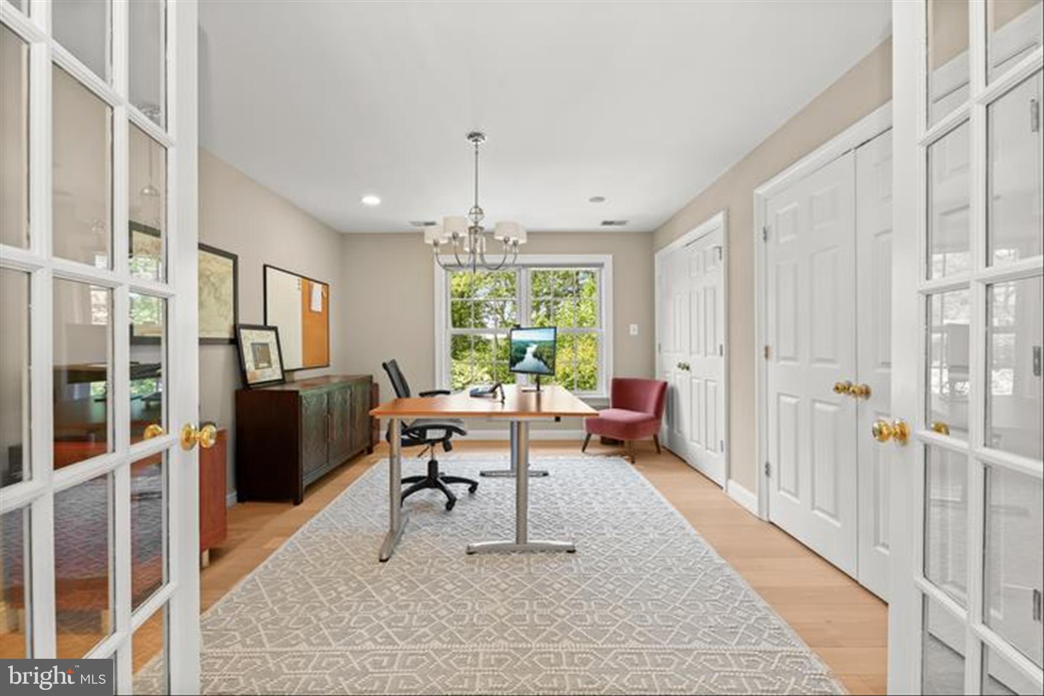 HEDGEROW - Residential