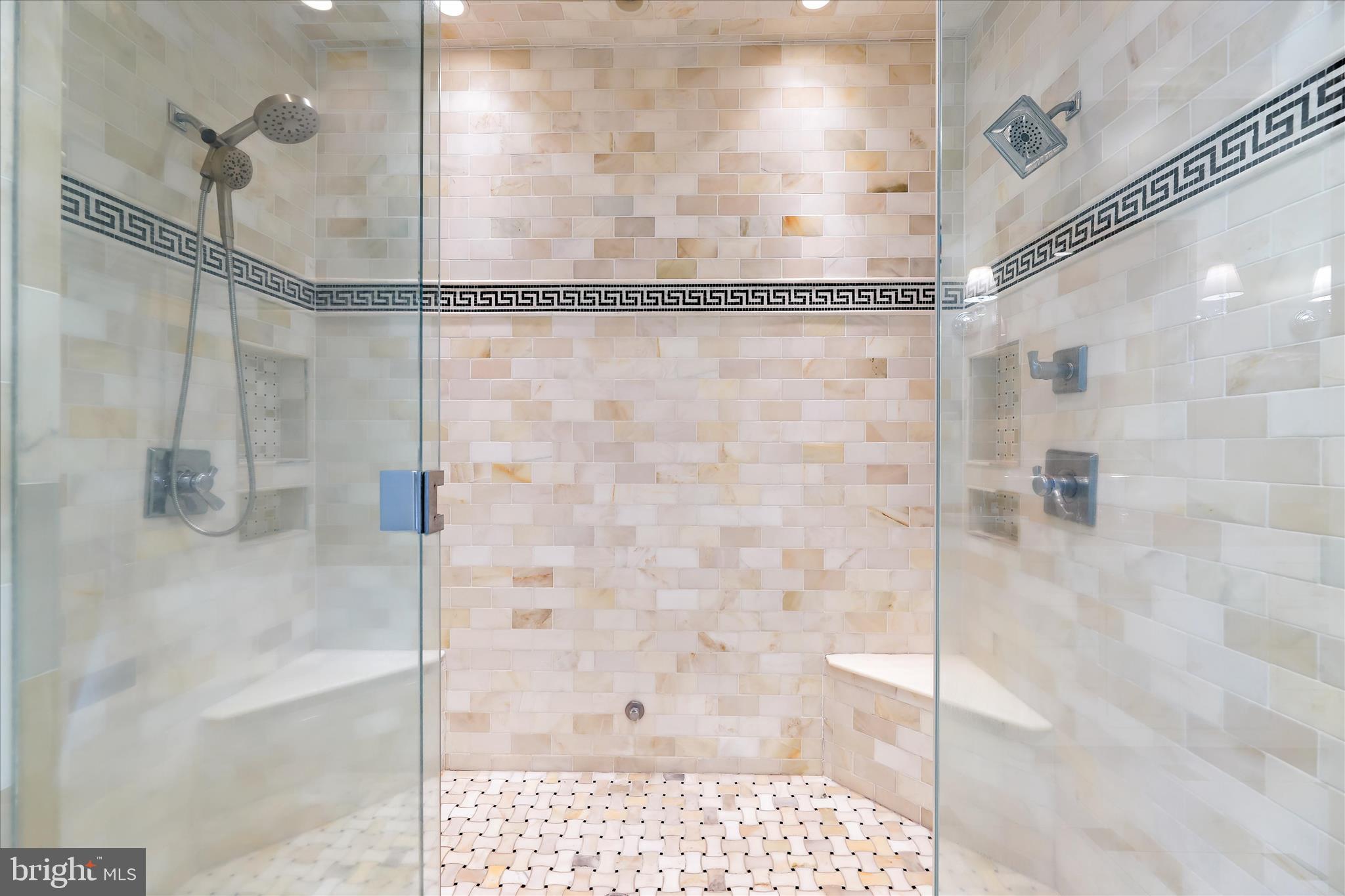 HEDGEROW - Residential