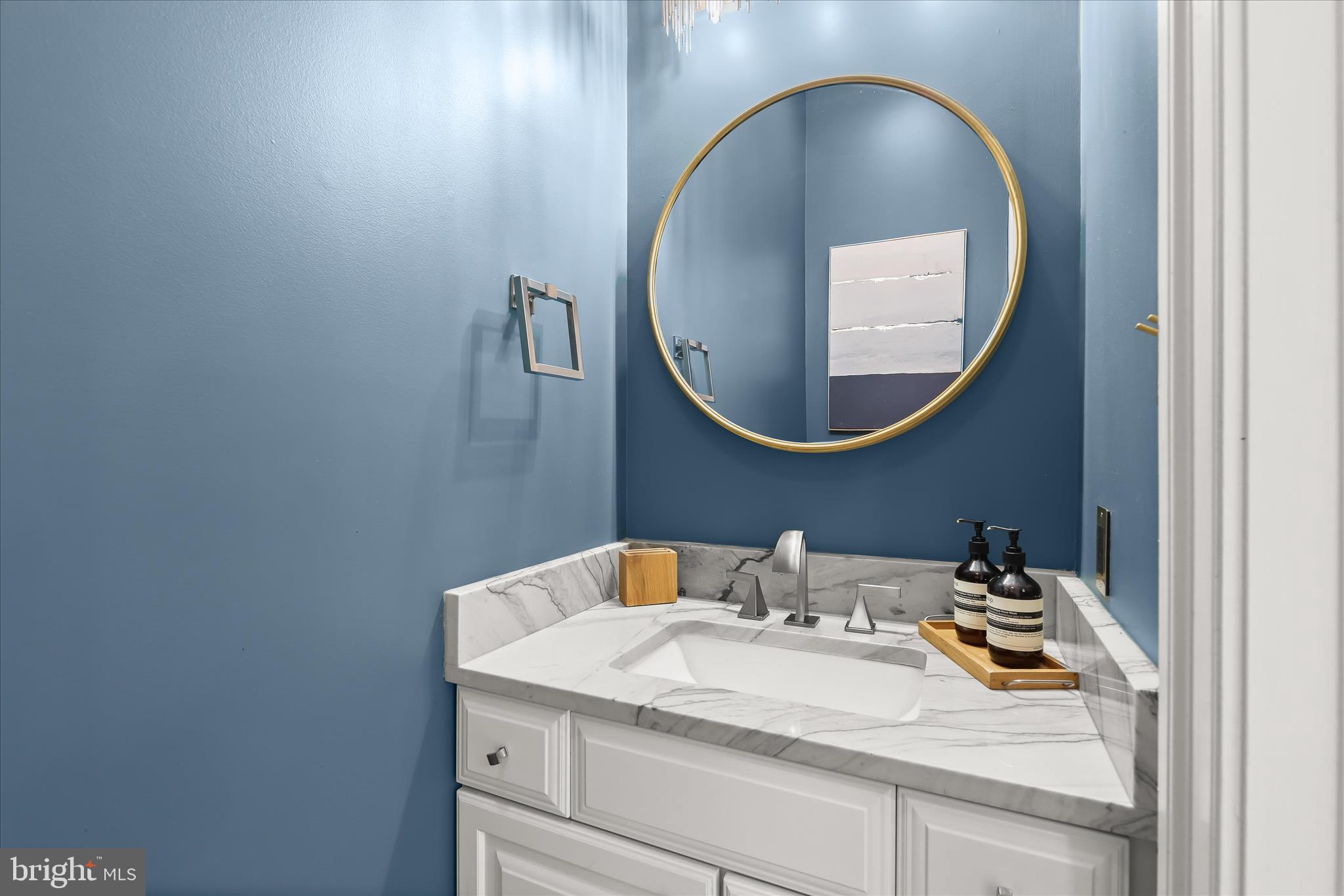 HEDGEROW - Residential