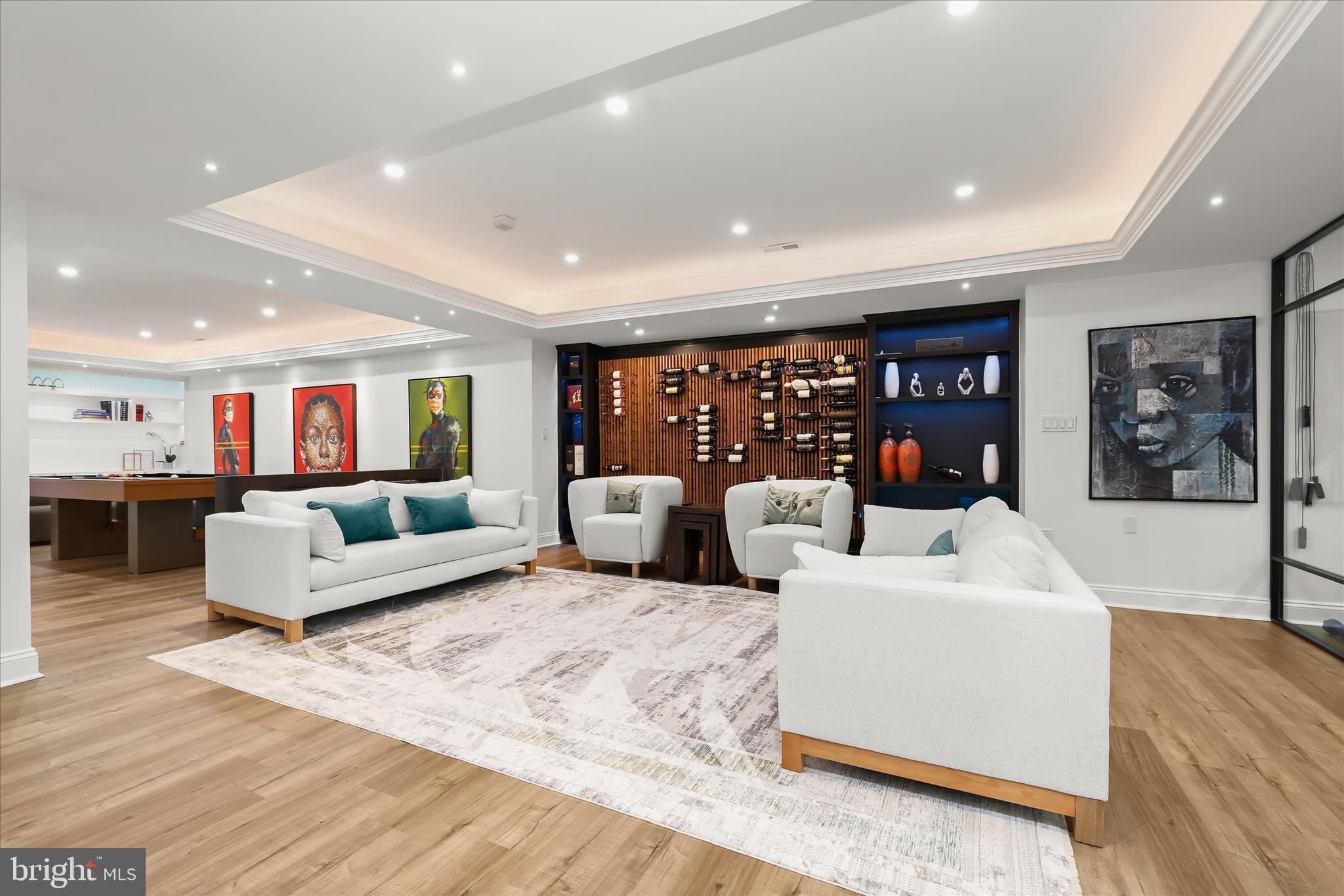 HEDGEROW - Residential