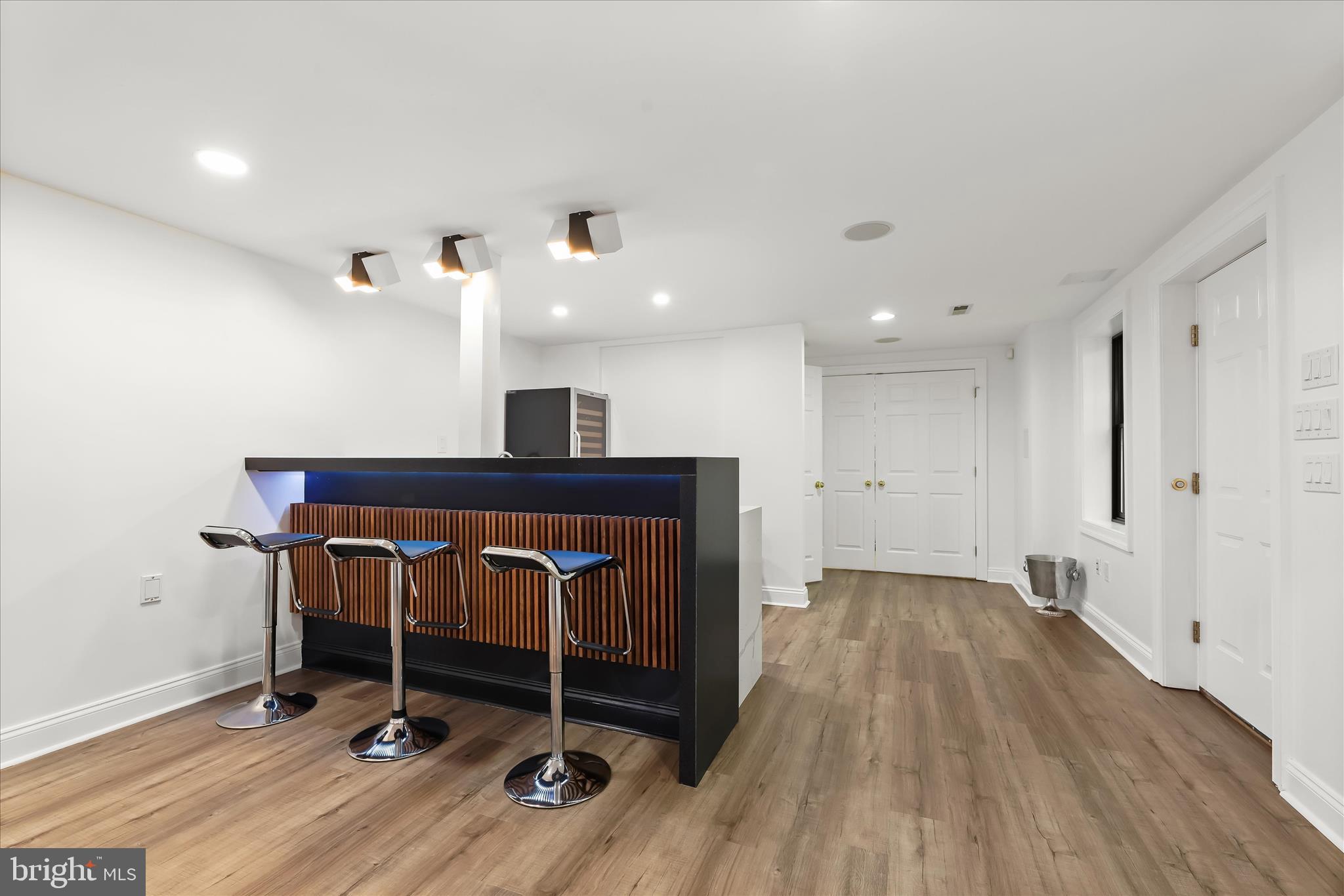 HEDGEROW - Residential