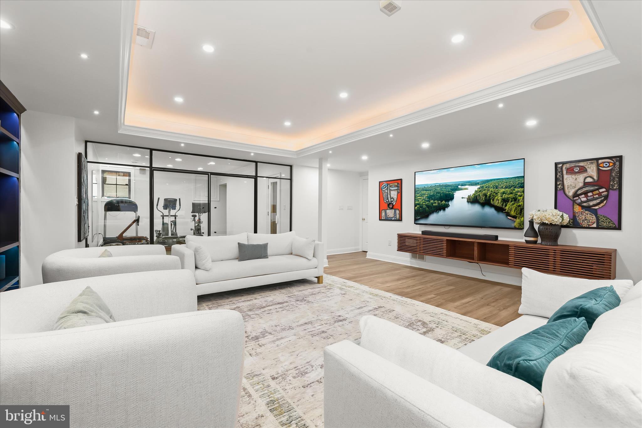 HEDGEROW - Residential