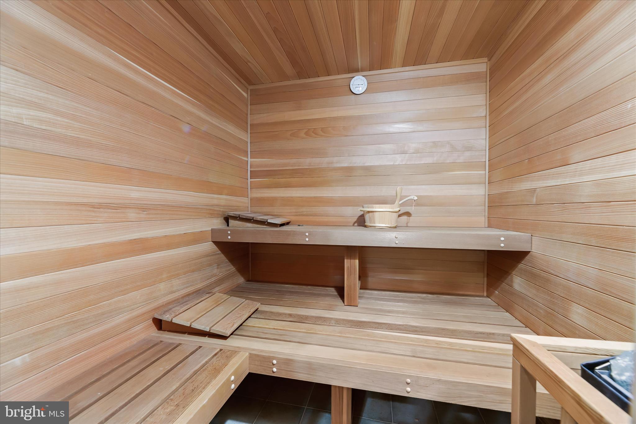 HEDGEROW - Residential