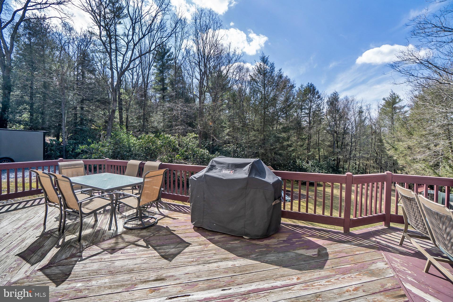 MOUNT N DALE - Residential