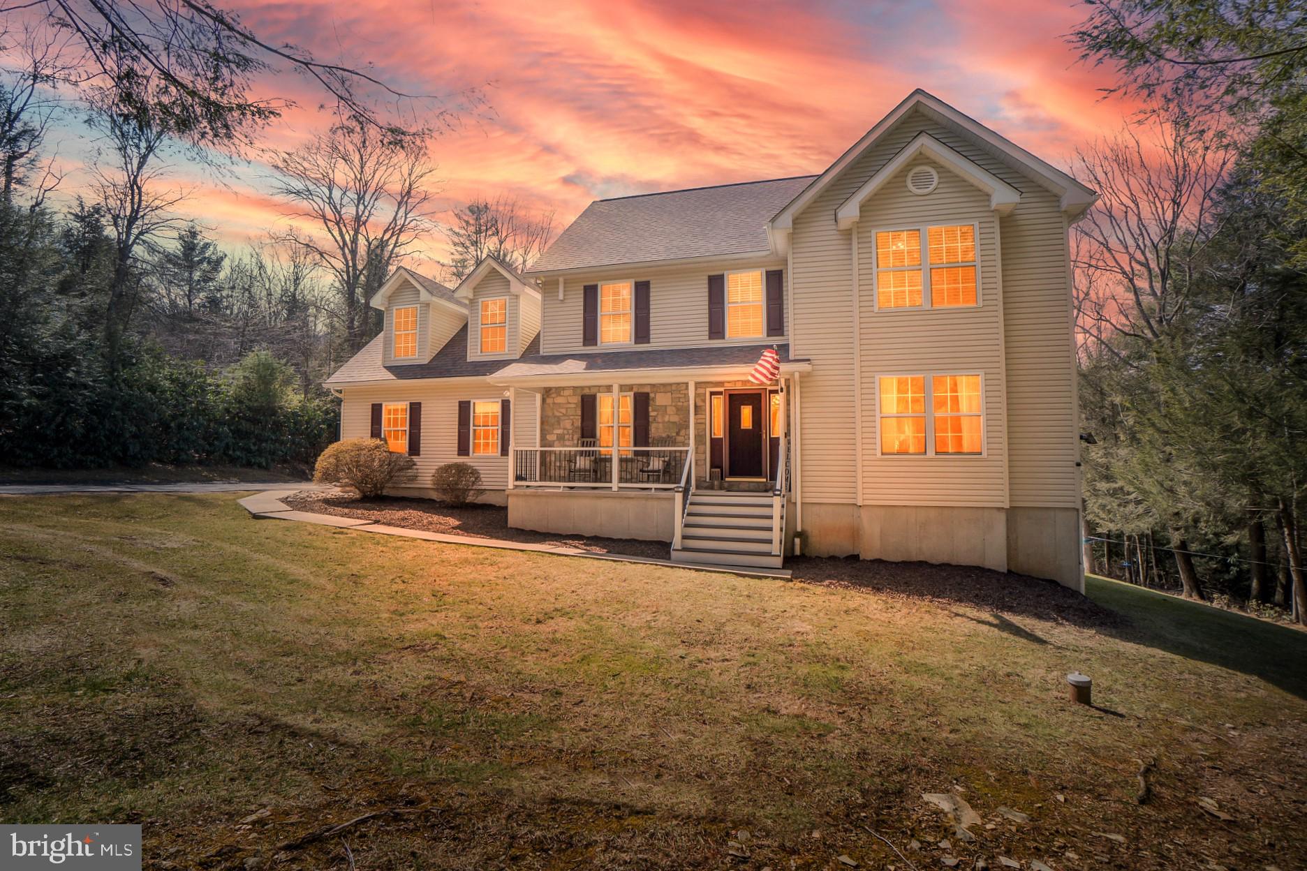 MOUNT N DALE - Residential