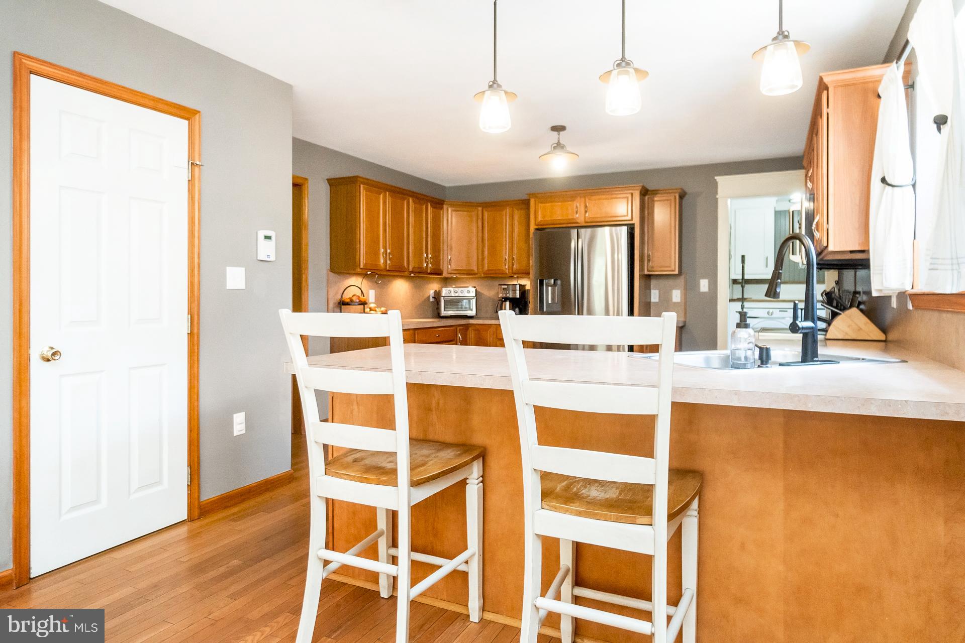 MOUNT N DALE - Residential