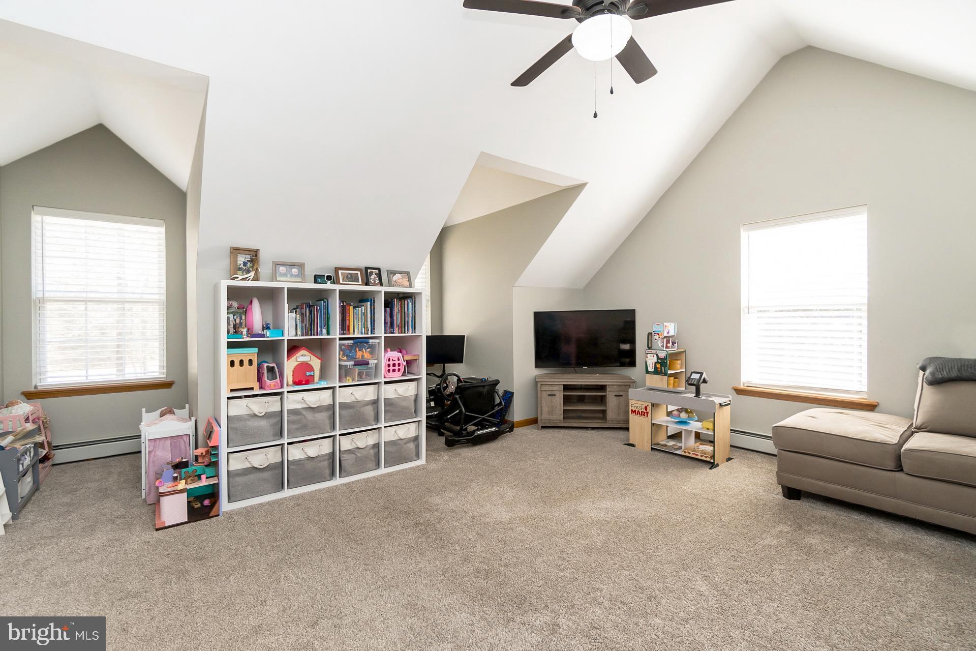 MOUNT N DALE - Residential