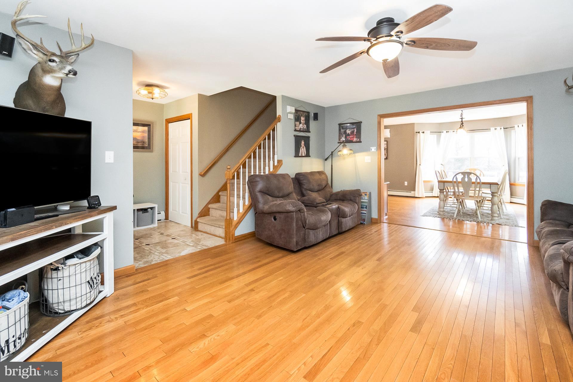 MOUNT N DALE - Residential