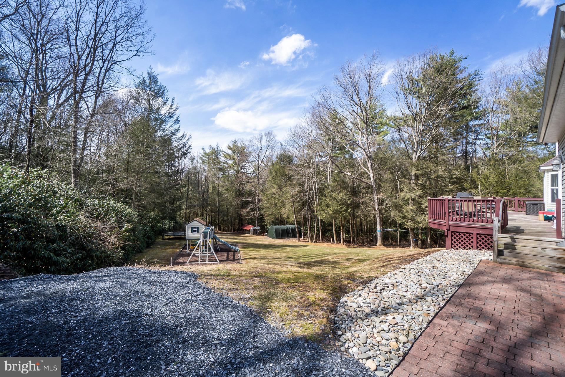 MOUNT N DALE - Residential