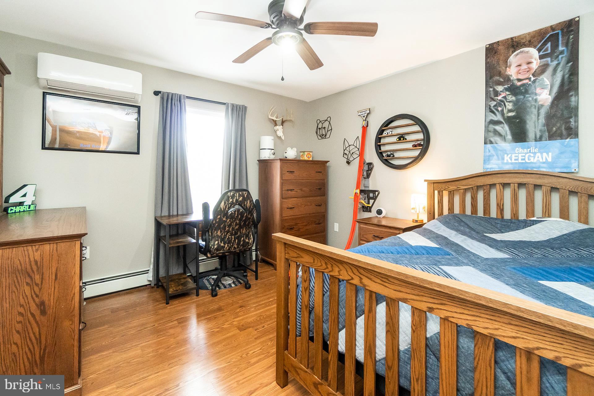 MOUNT N DALE - Residential