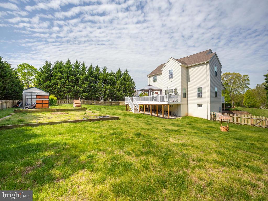 MILLS POND - Residential