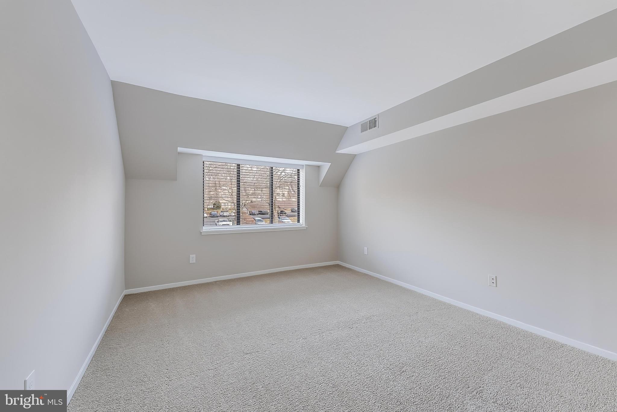 BENTANA PARK - Residential Lease