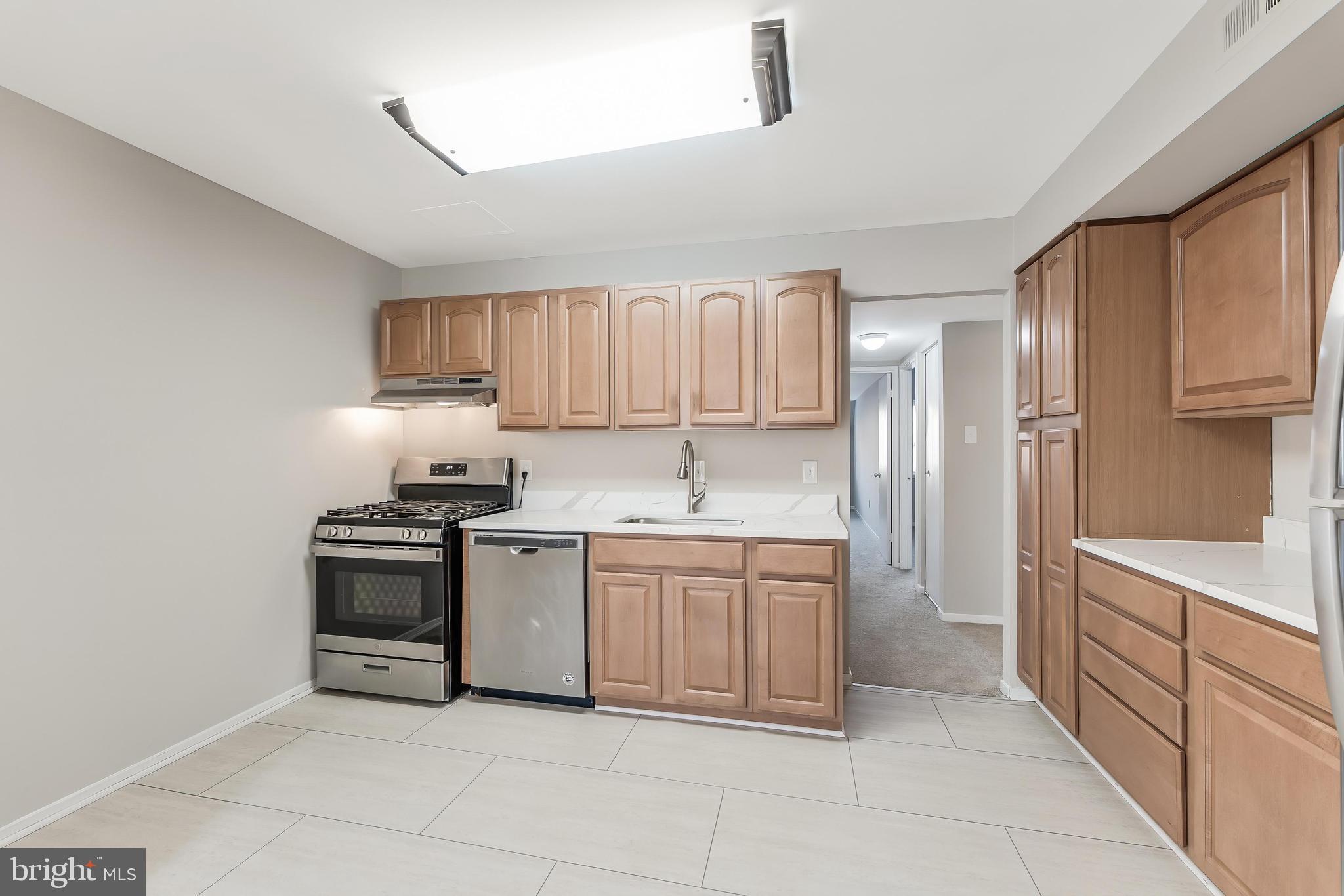 BENTANA PARK - Residential Lease