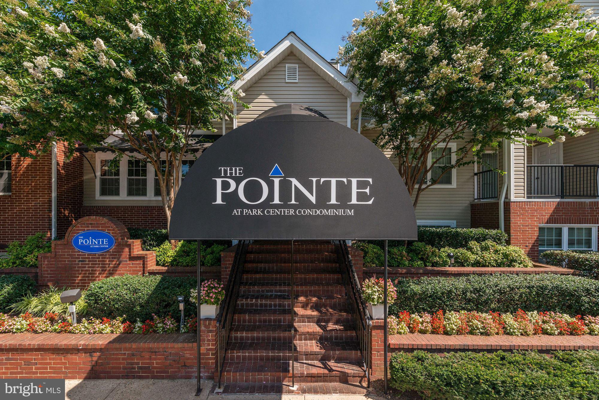 POINTE AT PARK CENTER - Residential