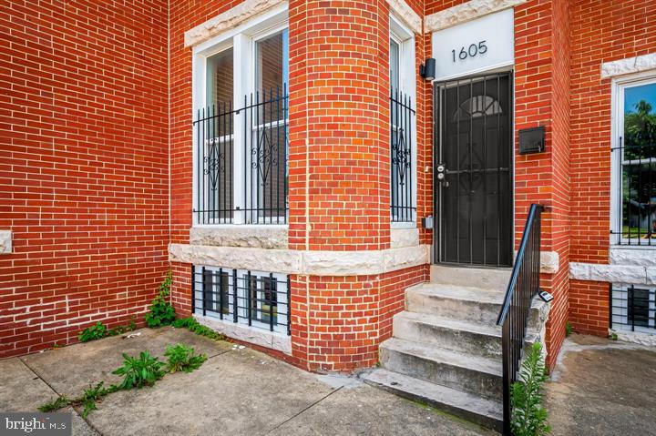 Fully renovated townhouse in the Penn-North section of Baltimore City.  This house has two bedrooms and one bathroom. Stainless steel kitchen appliances, including a dishwasher.  Washer and dryer. New central air and heating systems. There is a full, unfinished basement. Section 8 vouchers and other housing vouchers welcome.  A rental application is required, and the fee is $55.00.
