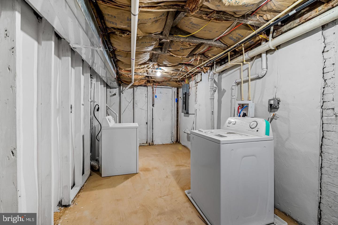 PENN NORTH - Residential Lease