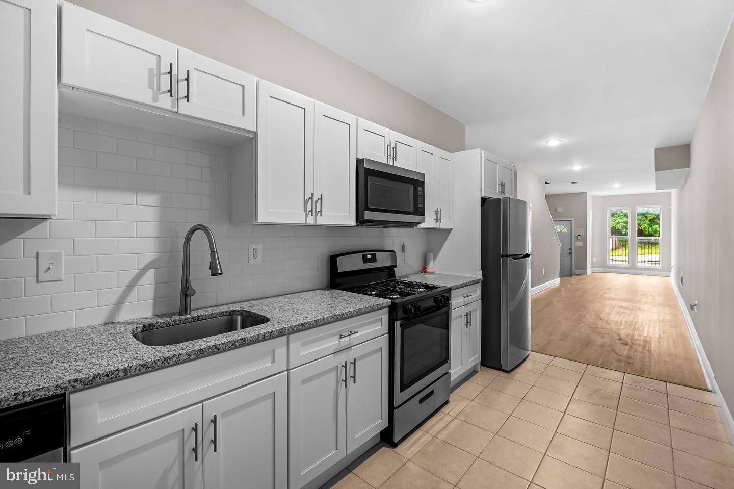 PENN NORTH - Residential Lease