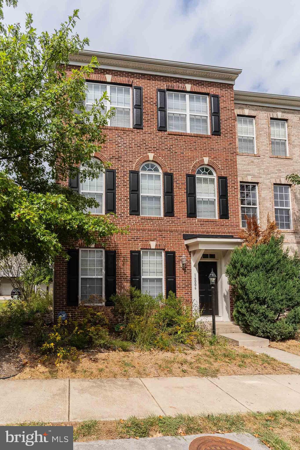 SOUTH MARKET - Residential Lease