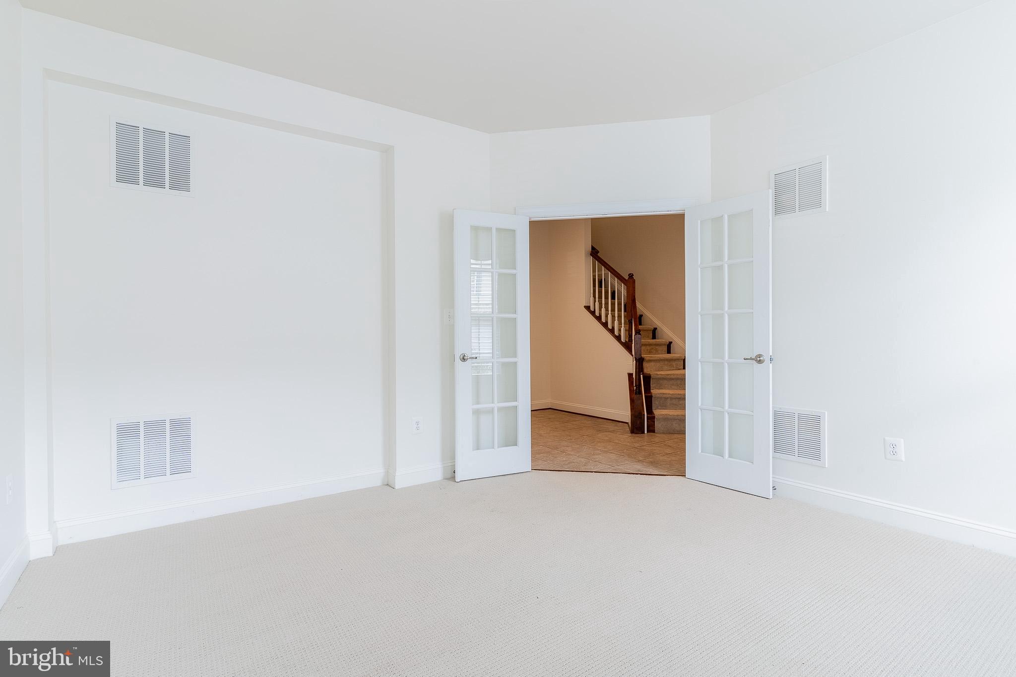 SOUTH MARKET - Residential Lease