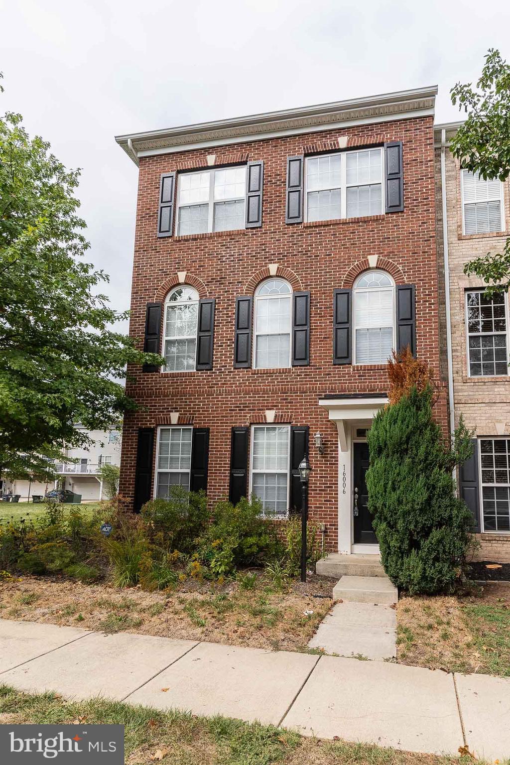 SOUTH MARKET - Residential Lease