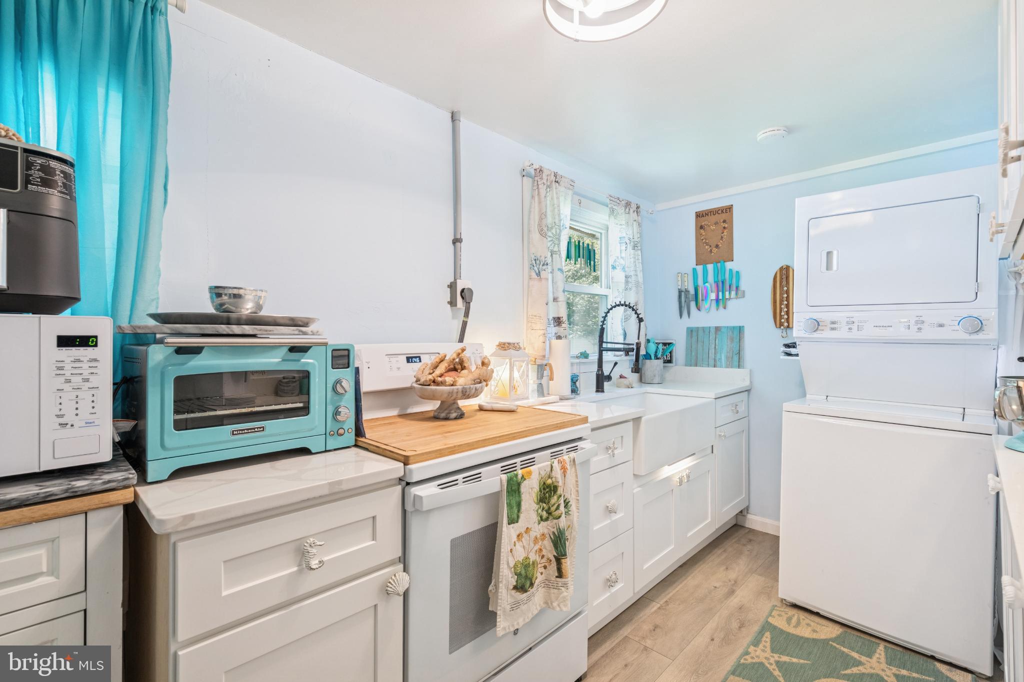 BAY CITY - Residential