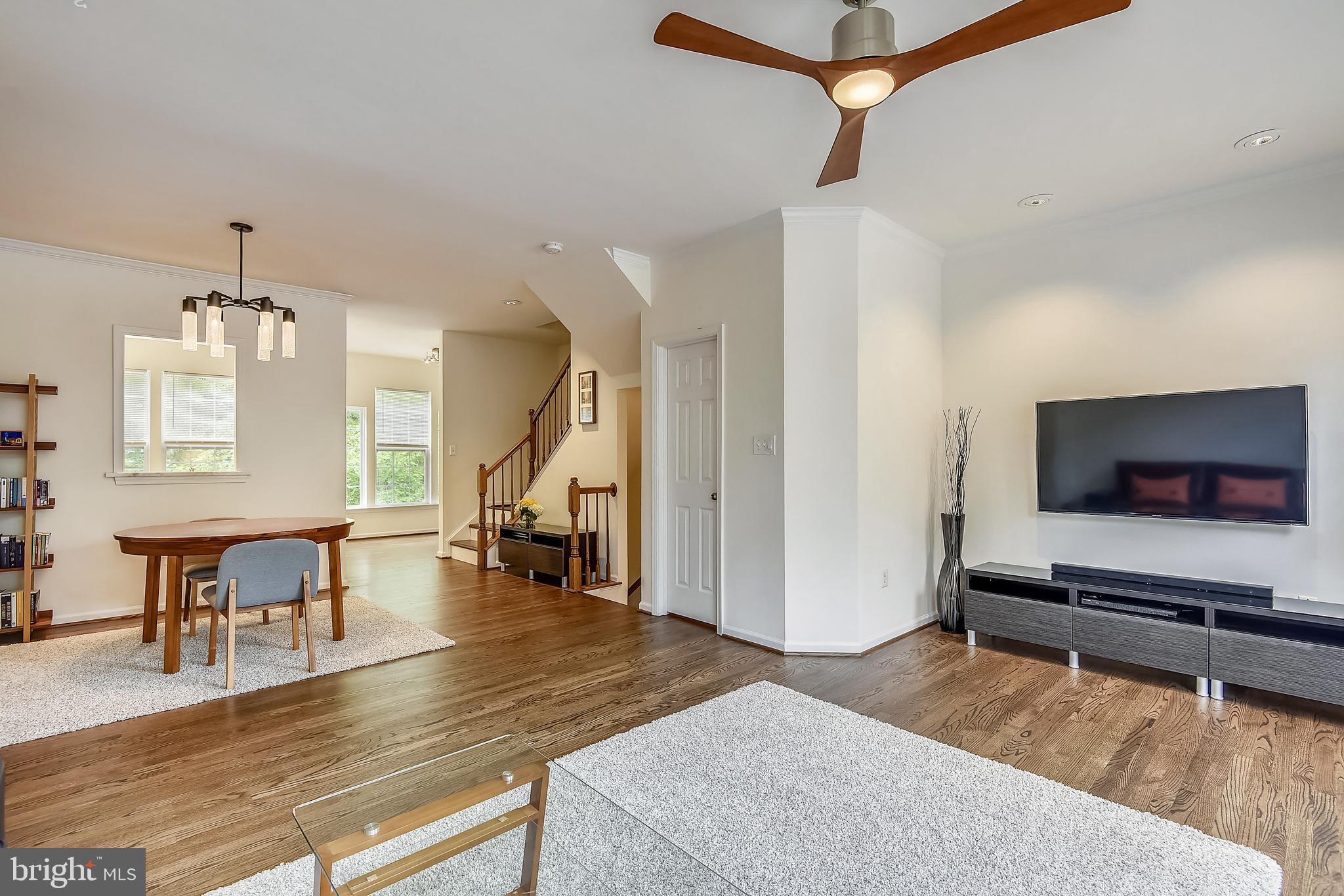 SUNNYSIDE - Residential