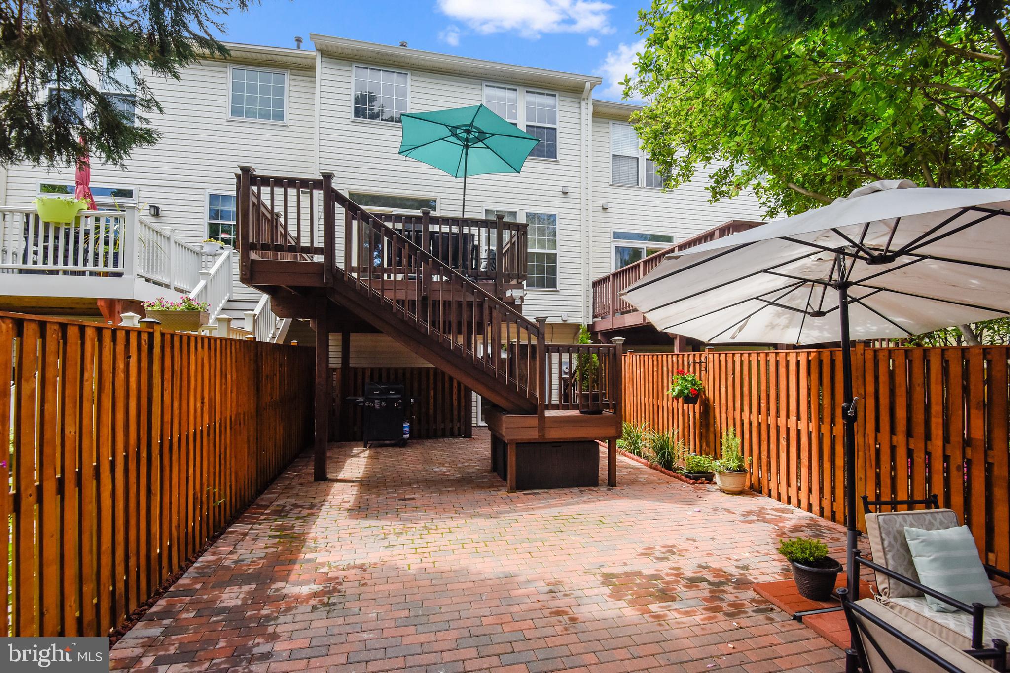 SUNNYSIDE - Residential