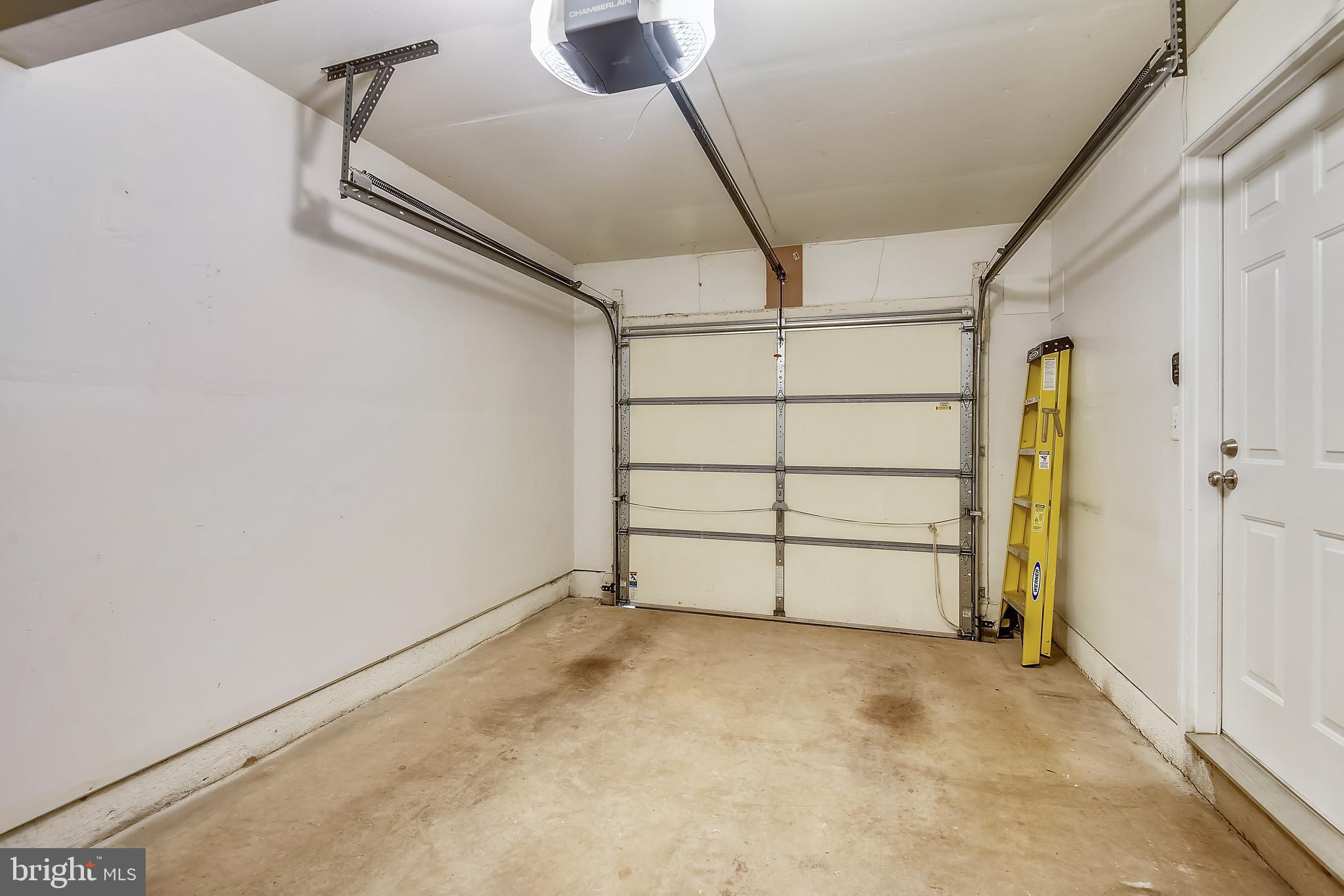 SUNNYSIDE - Residential