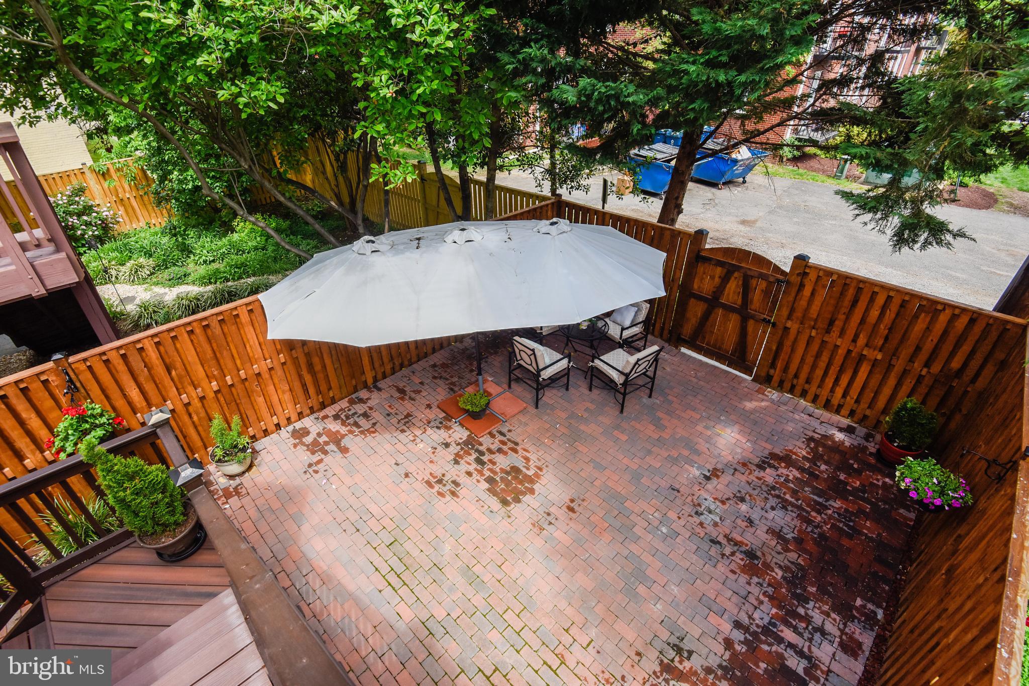 SUNNYSIDE - Residential