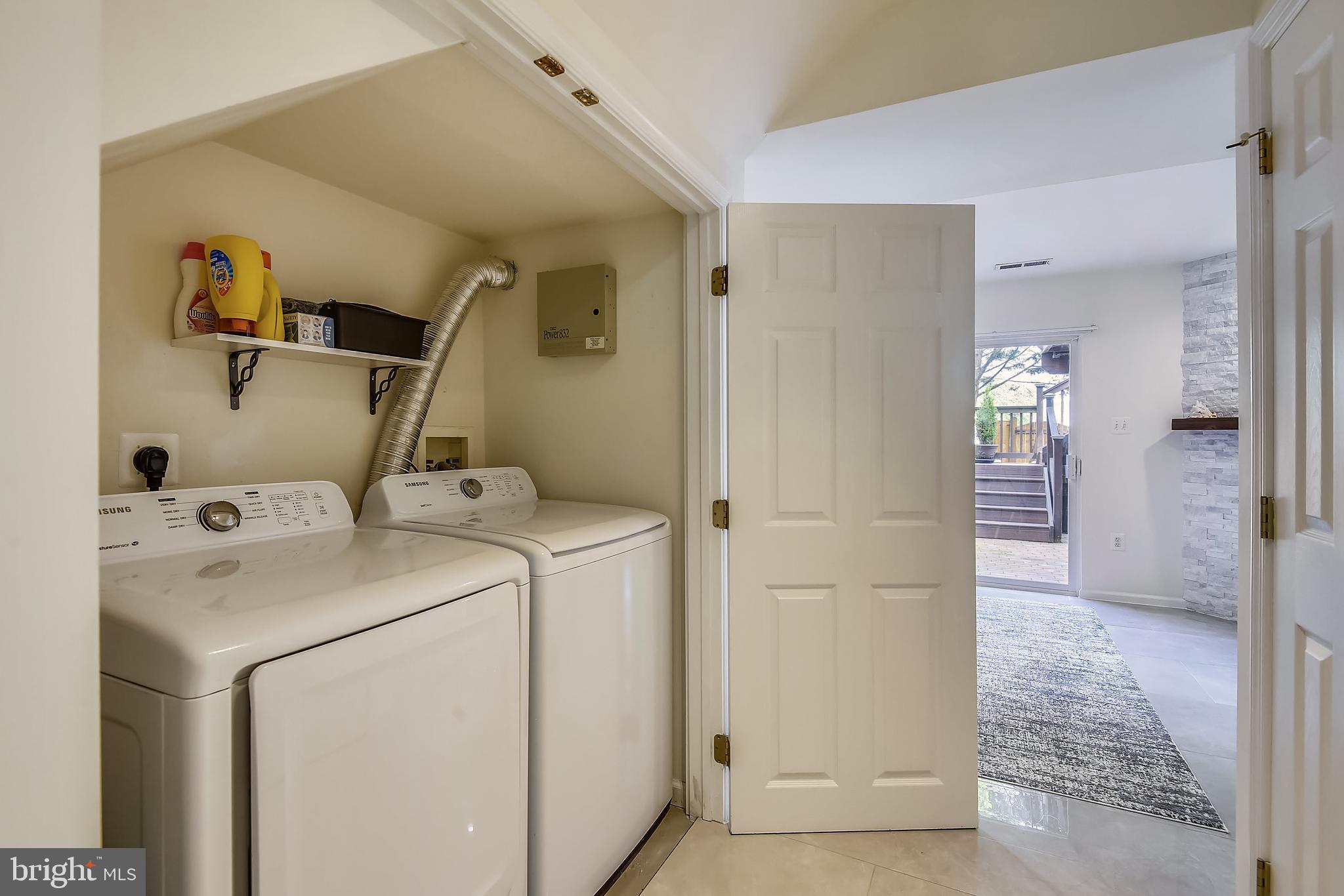 SUNNYSIDE - Residential