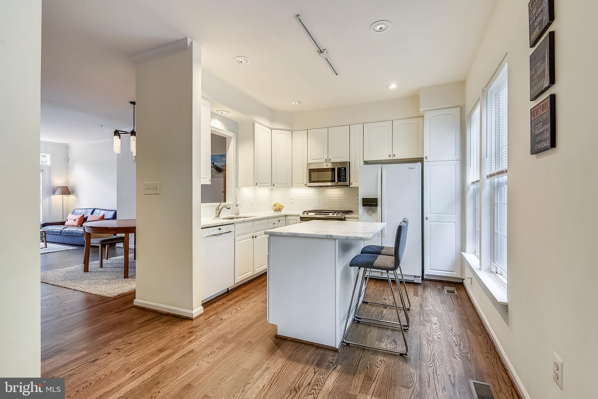 SUNNYSIDE - Residential