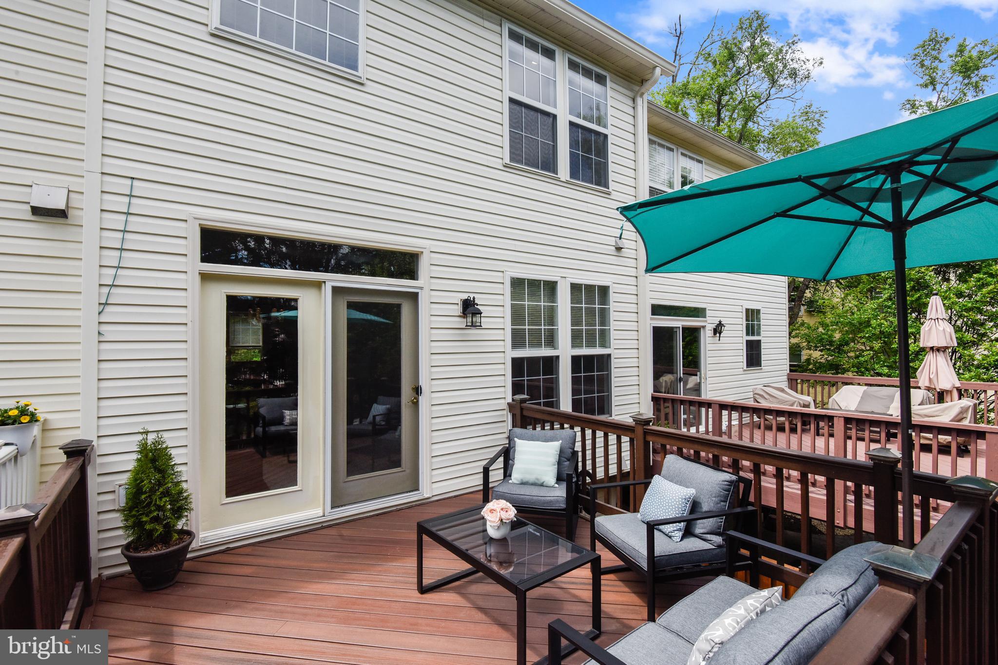 SUNNYSIDE - Residential