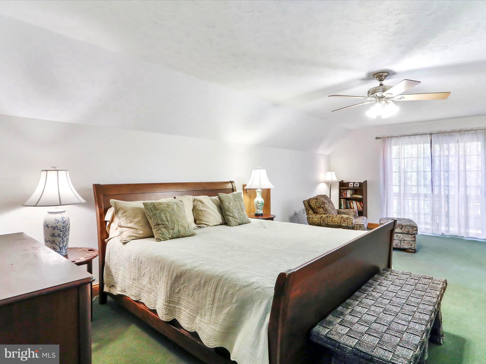 SLEEPY CREEK HIDE-A-WAY - Residential