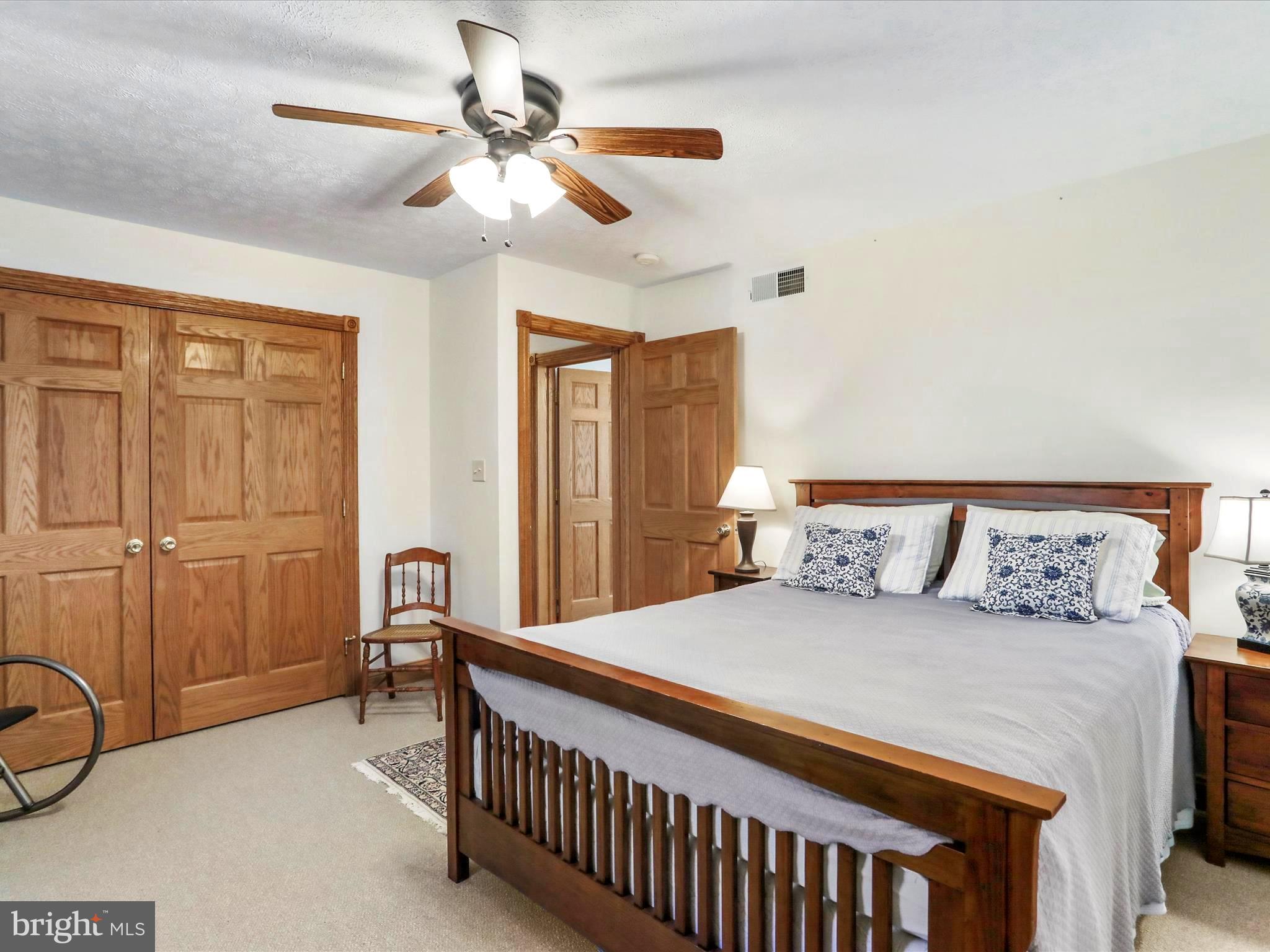 SLEEPY CREEK HIDE-A-WAY - Residential