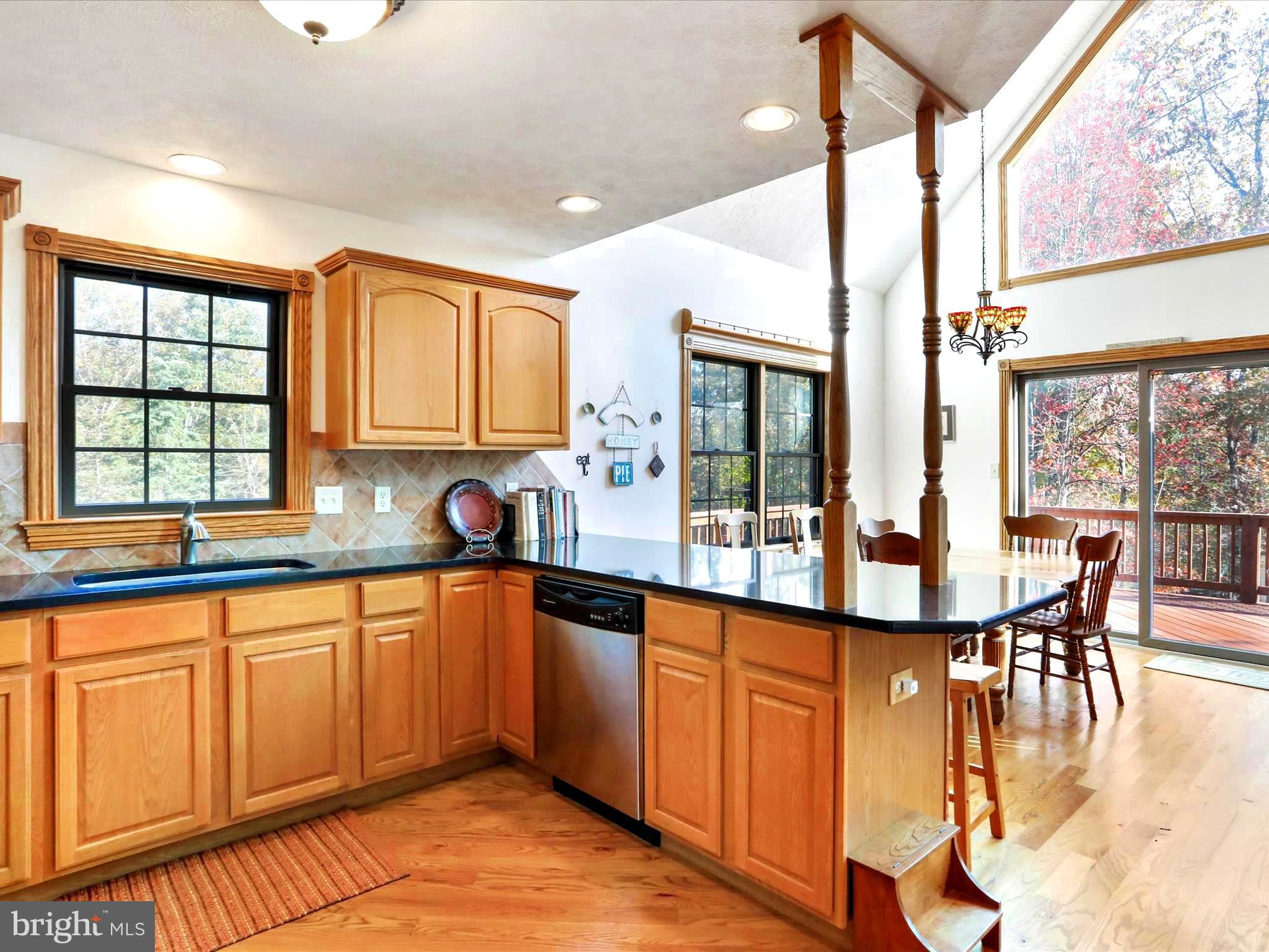 SLEEPY CREEK HIDE-A-WAY - Residential