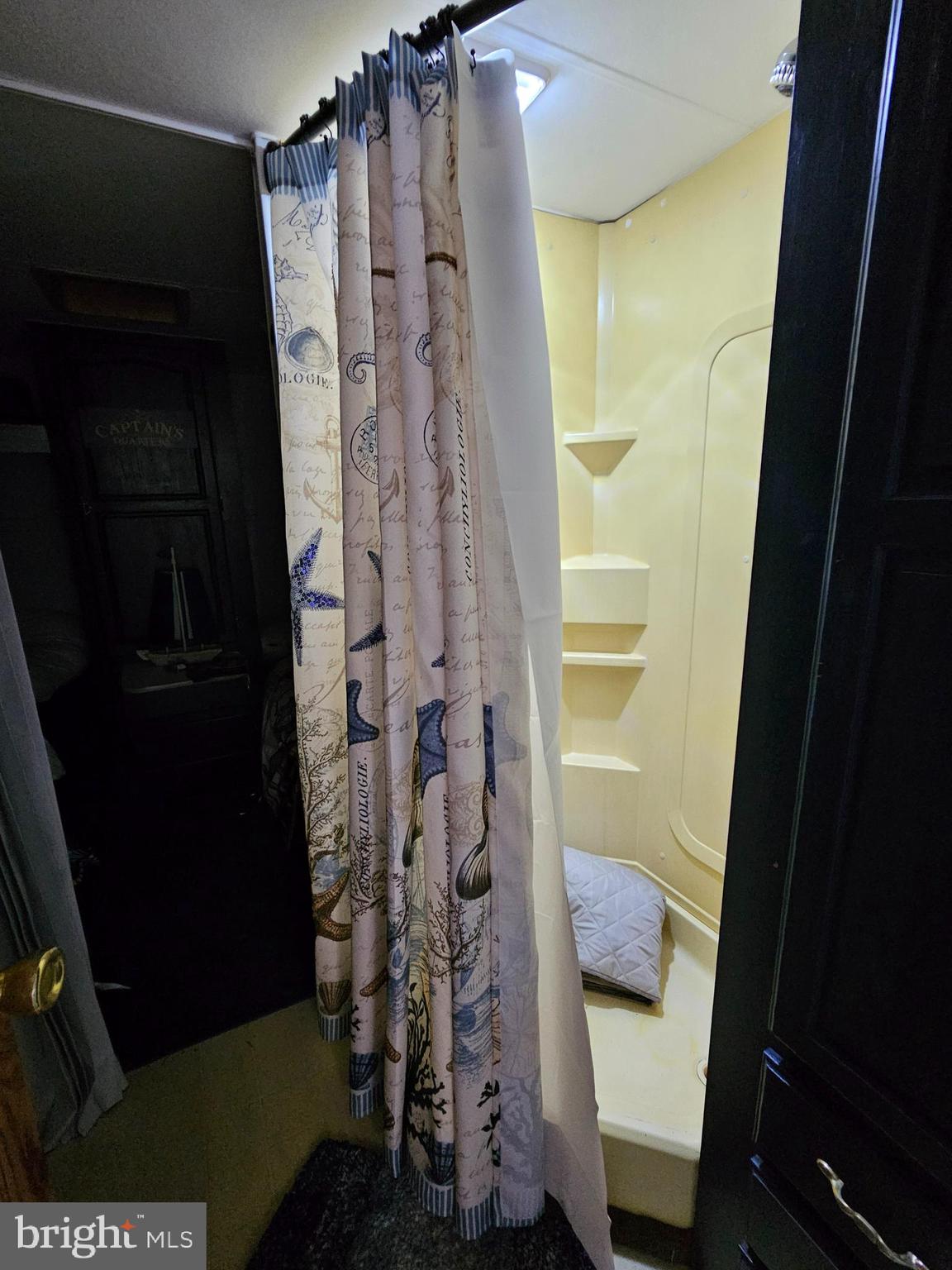 INDIAN ACRES - Residential