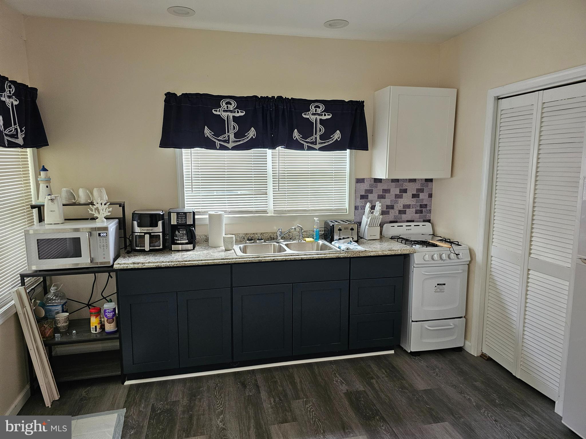 124,125 TONTO LANE GLEN 6