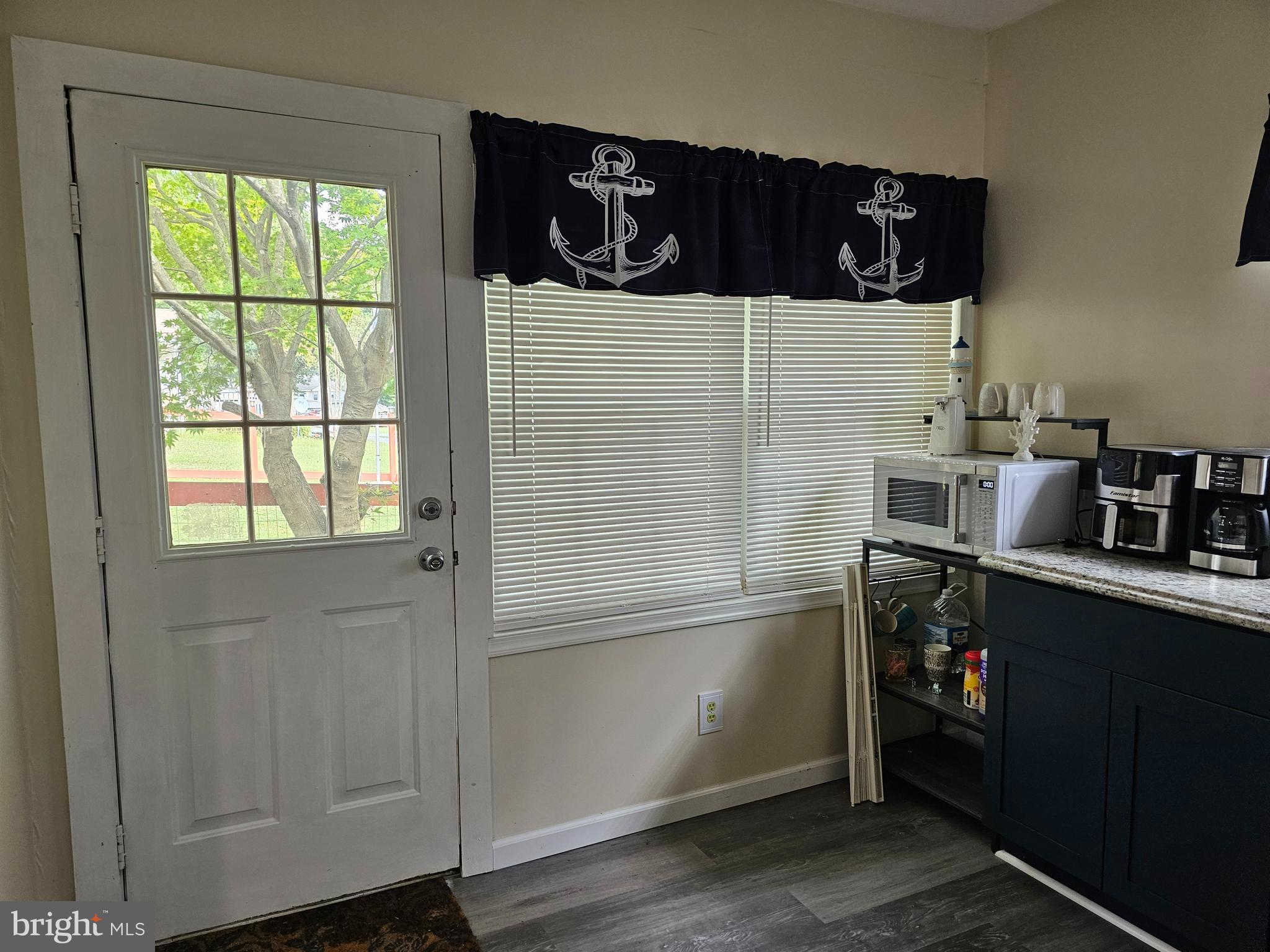 124,125 TONTO LANE GLEN 6