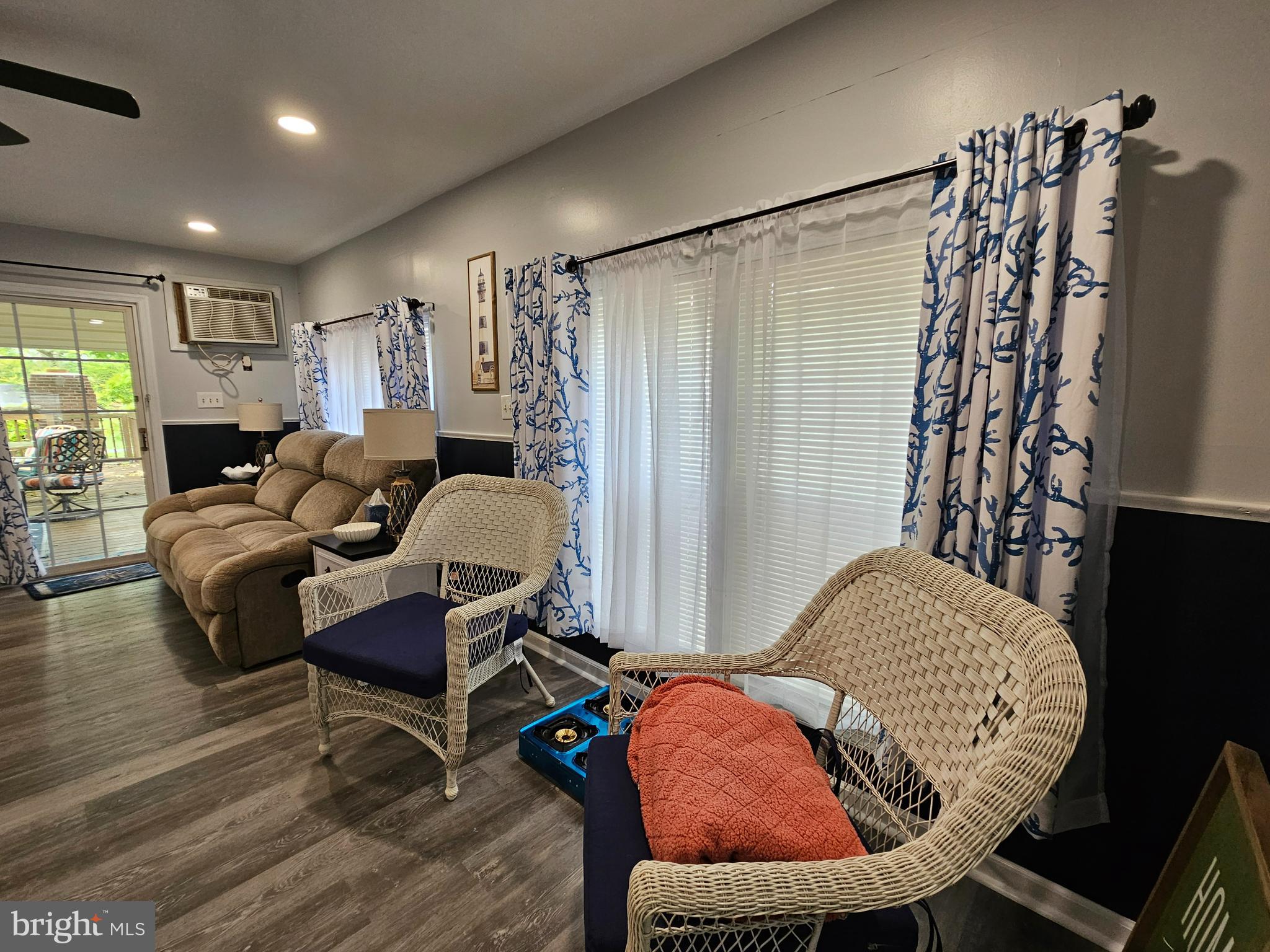 INDIAN ACRES - Residential