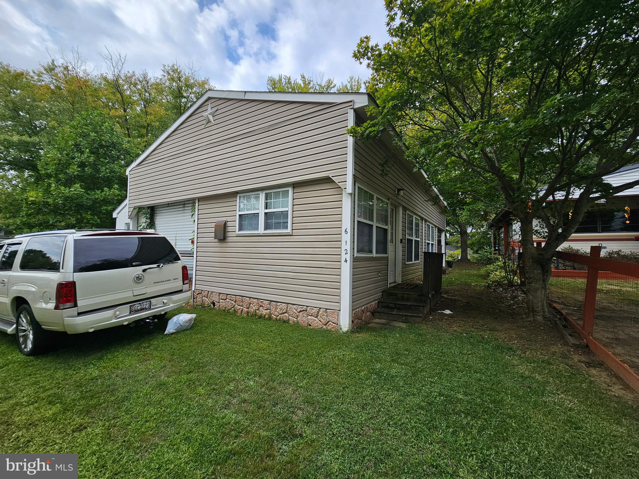 INDIAN ACRES - Residential