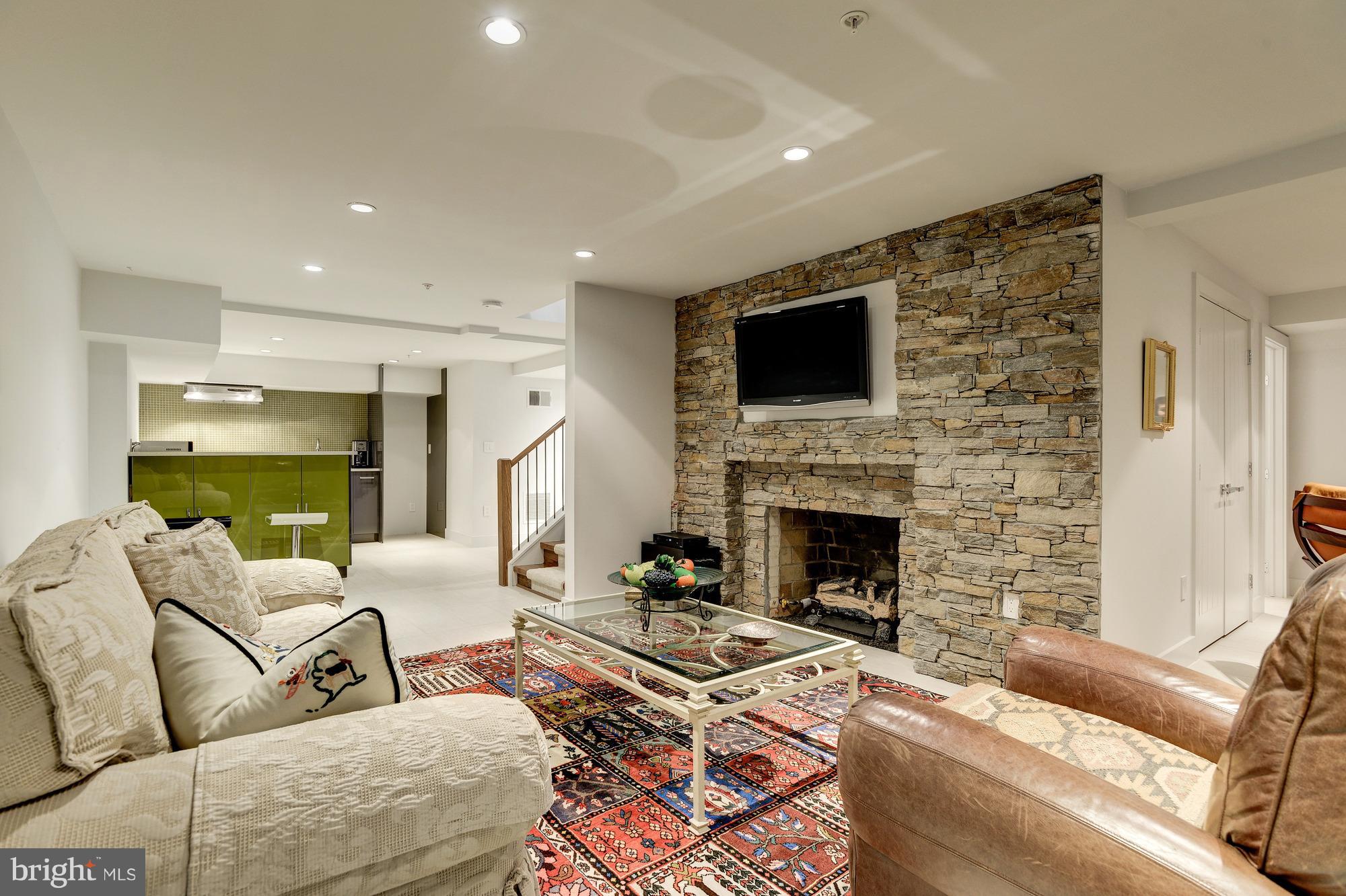 CONGRESSIONAL FOREST - Residential