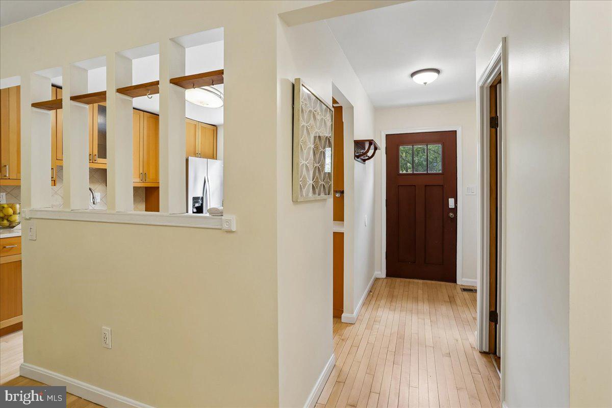 4927 ARCTIC TERRACE