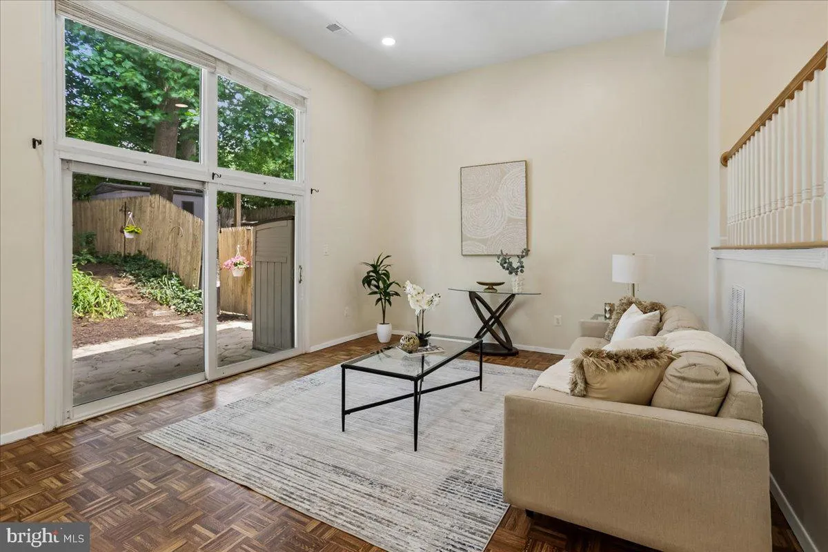 Additional image 70 of 4927 Arctic Terrace, Rockville, MD 20853