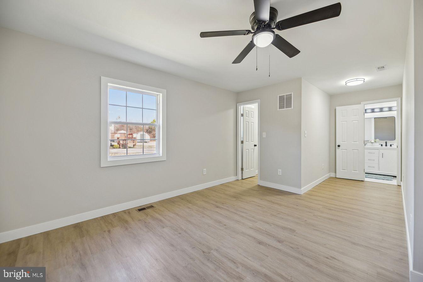 STAFFORD HEIGHTS - Residential