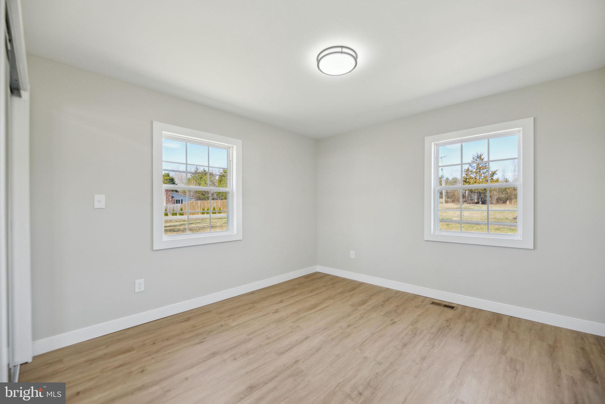 STAFFORD HEIGHTS - Residential