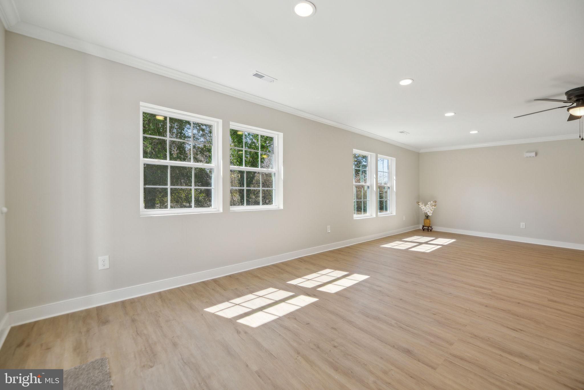 STAFFORD HEIGHTS - Residential